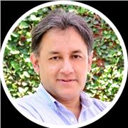 Maestro de Enseñanza en la elaboración de contenido en video